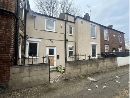 Three Bedroom Terraced Home - Ideal First Time or Investment Buy -  Knottingley (WF11)