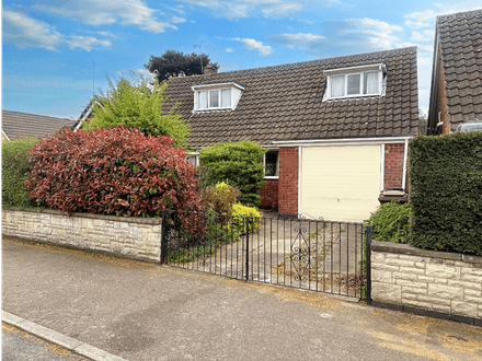 Three Bedroom Dorma Bungalow - Plenty of Potential - Quorn (LE12)